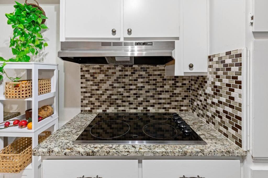 Cozy Buckhead Suite - Great Area, Free Easy Parking, Near Shops And Restaurants Atlanta Eksteriør billede